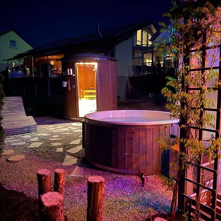 Appartement Maasai Mara mit Whirlpool und Sauna Bad Saulgau Bagian luar foto